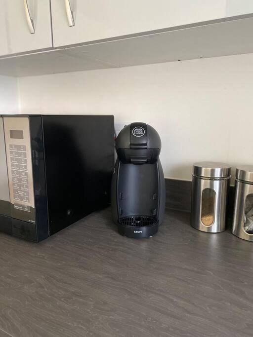 4-Room Detached Furnished Home With Parking Leicester Dış mekan fotoğraf