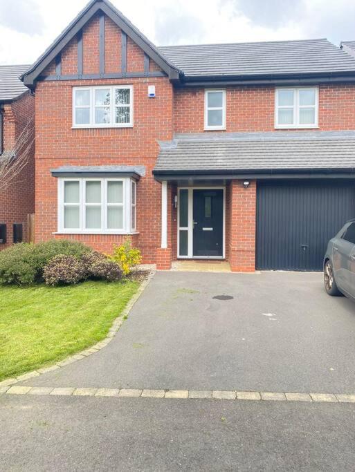 4-Room Detached Furnished Home With Parking Leicester Dış mekan fotoğraf